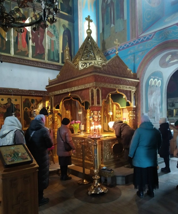 moshhi-svjatyh-blagovernyh-knjazja-petra-i-knjagini-fevronii-muromskih moshhi-svjatyh-blagovernyh-knjazja-petra-i-knjagini-fevronii-muromskih