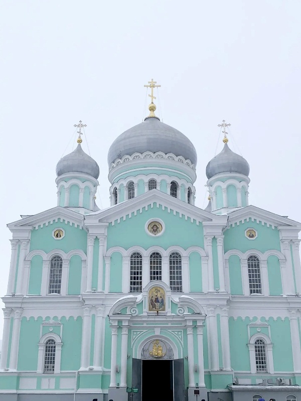 svjato-troickij-serafimo-diveevskij-monastyr-2 svjato-troickij-serafimo-diveevskij-monastyr-2