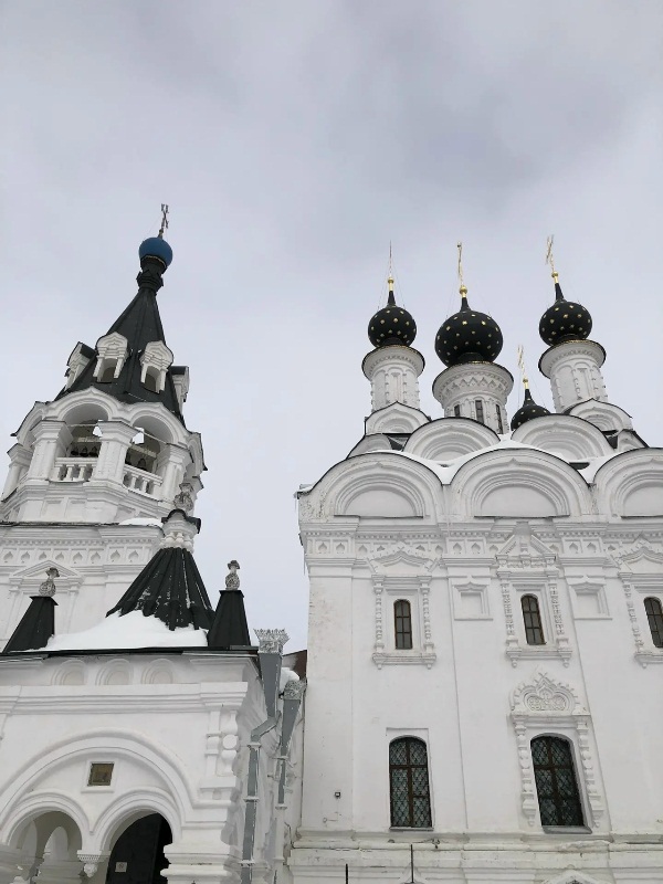 svjato-troickij-zhenskij-monastyr.-g.-murom-obshhij-vid svjato-troickij-zhenskij-monastyr.-g.-murom-obshhij-vid