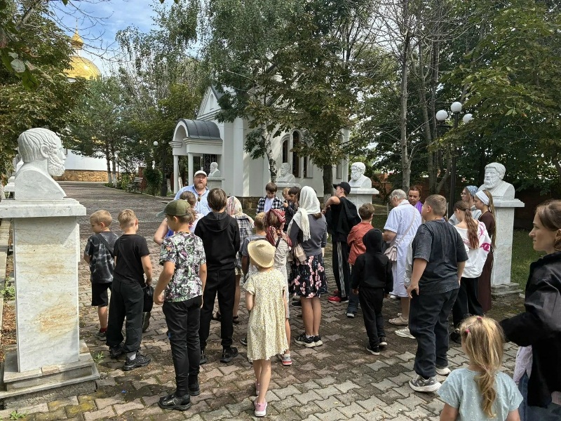 Дети совершили паломническую поездку 06 Дети совершили паломническую поездку 06